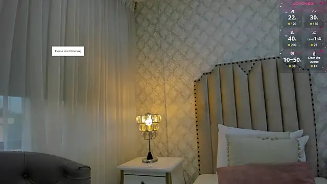 Pia Johnson  online show from 11-04-25, 11:36