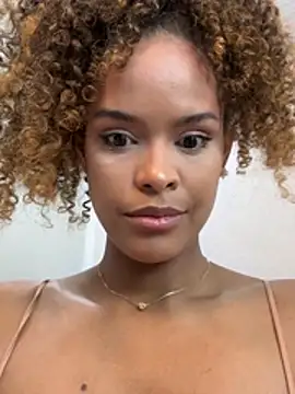 Snapshot of Amelia_bss chatting on 02-08-26, 01:53 Amelia bss online show from 02-08-26, 01:53