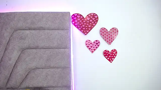 Jessica-Kraftt online show from 02-27-25, 04:24