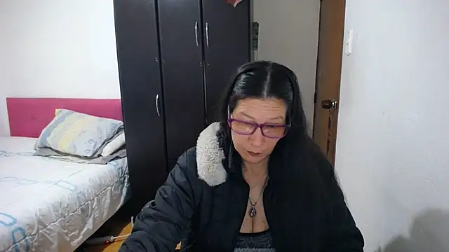 latin49 online show from 06-15-26, 05:29