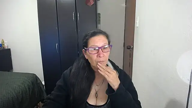 Snapshot of latin49 chatting on 03-13-26, 04:50 latin49 online show from 03-13-26, 04:50