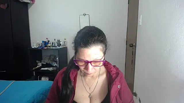 latin49 online show from 10-29-25, 04:00