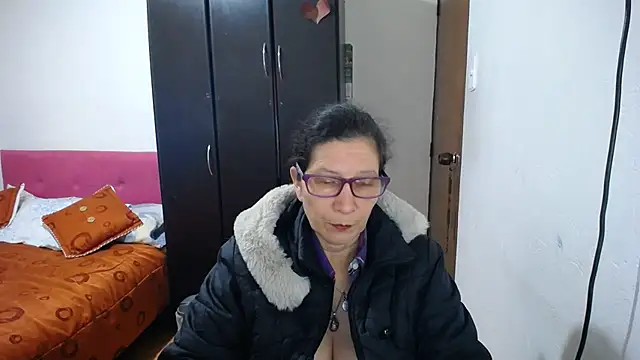 latin49 online show from 07-11-26, 06:13