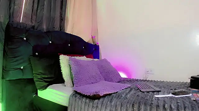 lesly xx online show from 03-26-26, 07:34