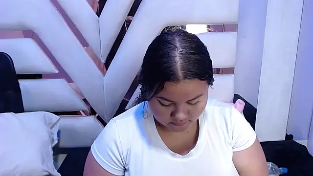 ValenTitis online show from 10-07-25, 08:32
