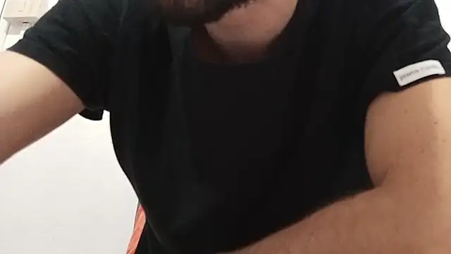Hotboyo01 online show from 02-26-26, 05:35
