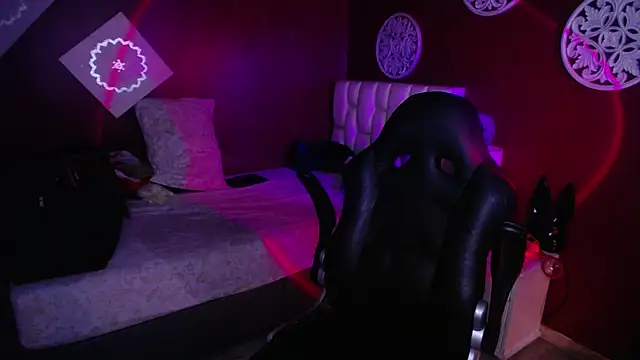 Sarayy Collins online show from 03-11-25, 02:07