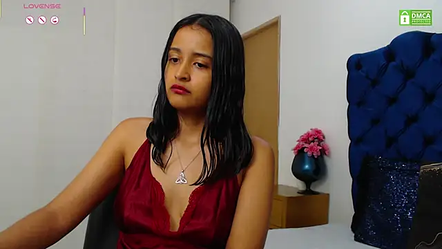 Lili666  online show from 04-17-26, 03:42