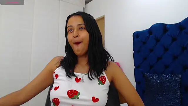 Lili666  online show from 05-11-26, 03:41