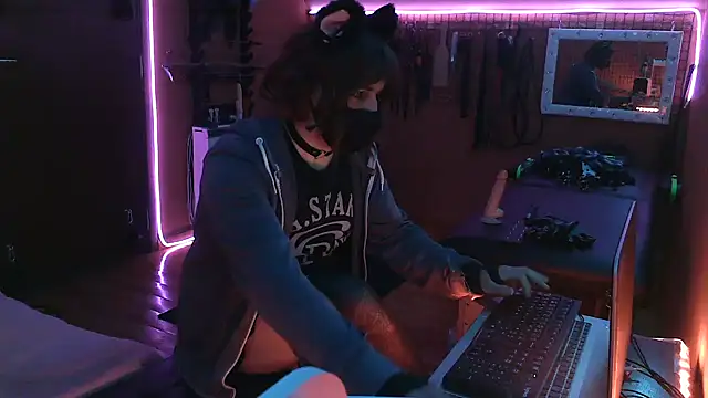 Ginny-the-bdsm-nympho online show from 11-20-25, 05:57