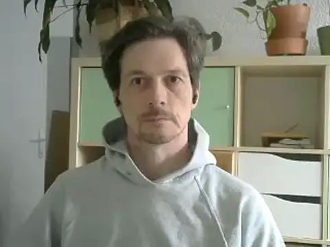 snowypaul11 online show from 03-10-25, 01:10