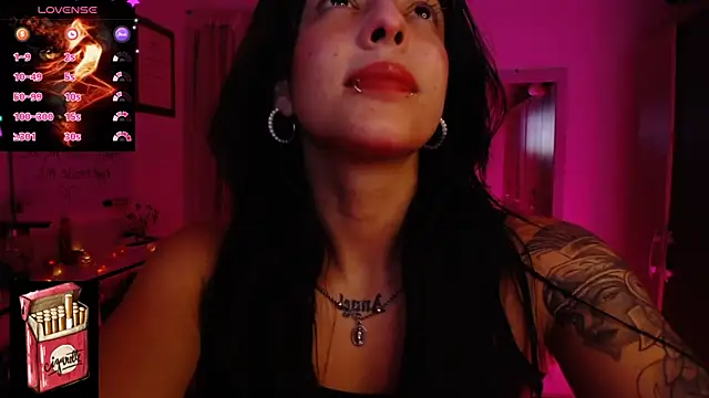 Snapshot of Misslana_wn1 chatting on 10-20-25, 04:14 Misslana wn1 online show from 10-20-25, 04:14