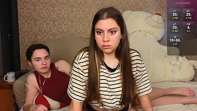 twobabesweet online show from 09-25-25, 02:50