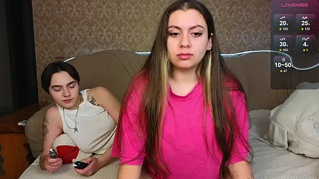 twobabesweet online show from 03-01-25, 10:34