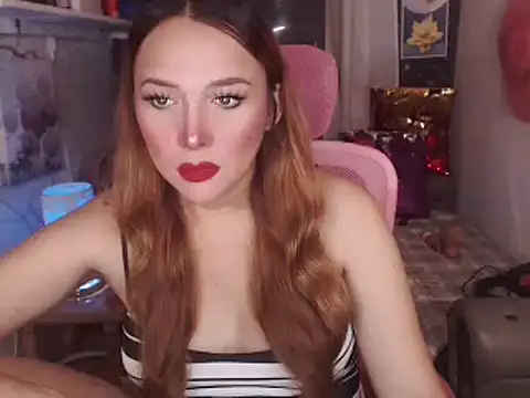 Snapshot of ErikaFox_Cock chatting on 07-11-26, 02:01 ErikaFox Cock online show from 07-11-26, 02:01