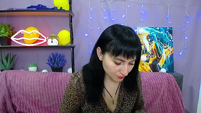 Snapshot of NinaFlawlees chatting on 01-24-25, 07:39 NinaFlawlees online show from 01-24-25, 07:39
