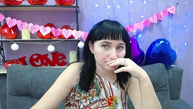 Snapshot of NinaFlawlees chatting on 02-15-25, 10:21 NinaFlawlees online show from 02-15-25, 10:21