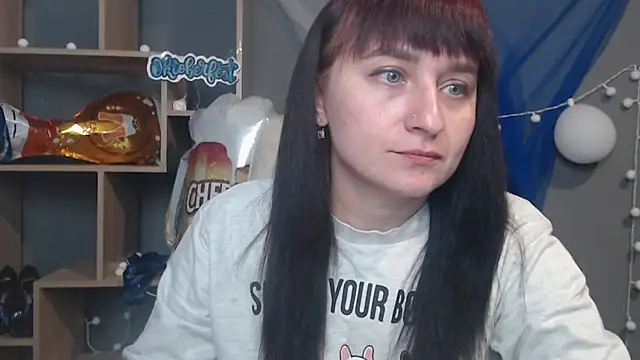 Snapshot of NinaFlawlees chatting on 10-02-25, 12:08 NinaFlawlees online show from 10-02-25, 12:08