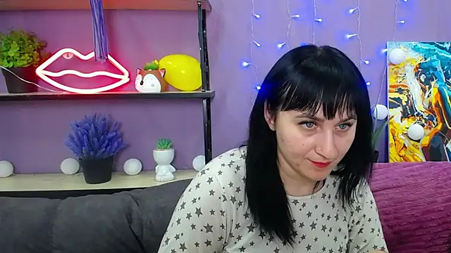 Snapshot of NinaFlawlees chatting on 01-31-25, 02:04 NinaFlawlees online show from 01-31-25, 02:04