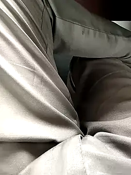 robinsan1010 online show from 03-03-25, 07:46