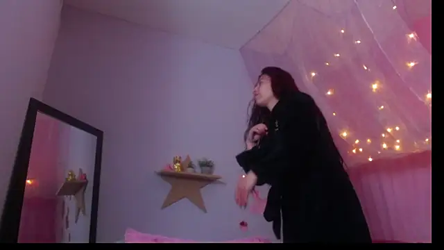 adriscute online show from 05-23-26, 02:21