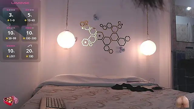 adriscute online show from 03-15-25, 02:03