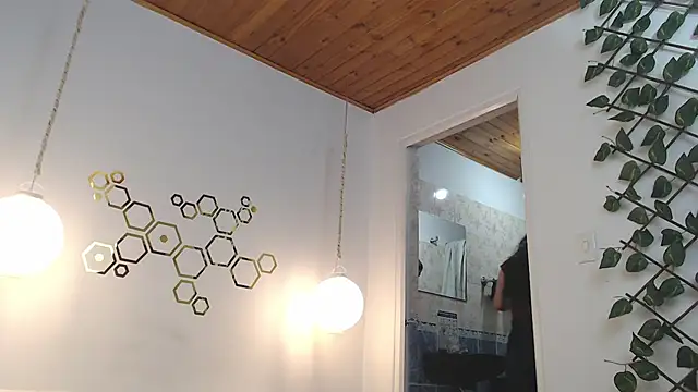 adriscute online show from 03-20-25, 02:08