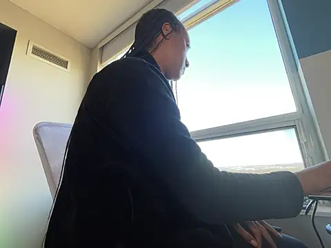 Snapshot of Vaydaa chatting on 10-08-25, 07:03 Vaydaa online show from 10-08-25, 07:03