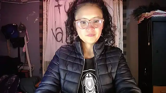 Hathorlove online show from 02-17-26, 04:10