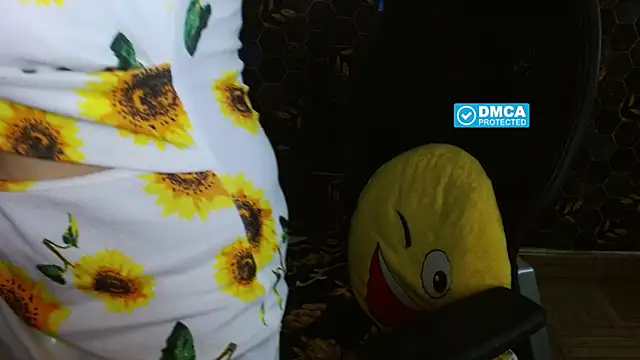 Snapshot of KinderrJoy chatting on 07-16-26, 05:04 KinderrJoy online show from 07-16-26, 05:04
