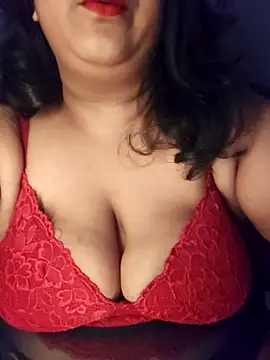 Snapshot of sassy_horny chatting on 03-18-25, 03:33 sassy horny online show from 03-18-25, 03:33