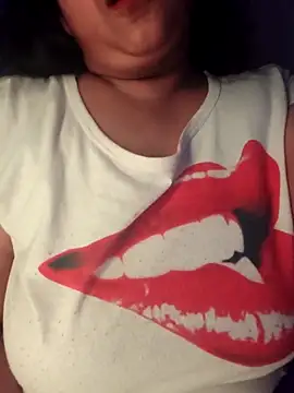 Snapshot of sassy_horny chatting on 03-13-25, 01:32 sassy horny online show from 03-13-25, 01:32