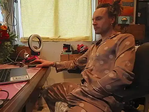 rexflexxx online show from 11-22-25, 08:46