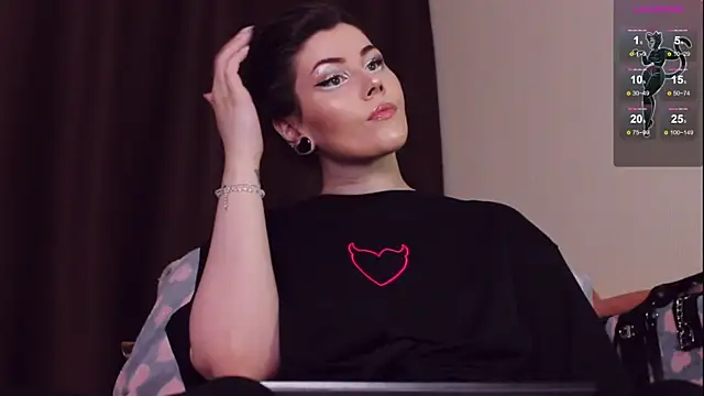 Luna Blake online show from 02-12-25, 03:49