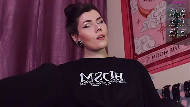 Luna Blake online show from 03-05-25, 04:35