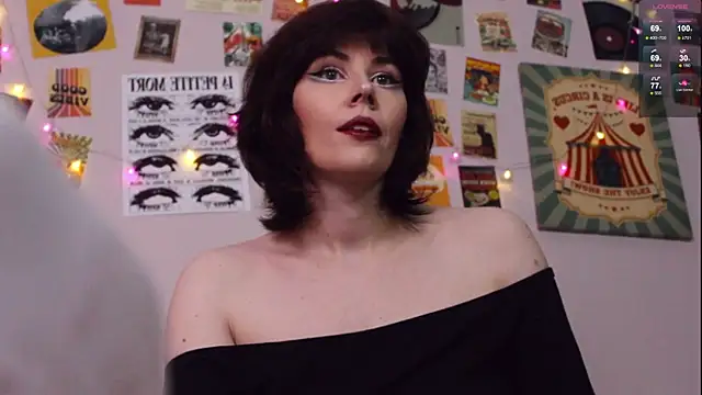 Luna Blake online show from 04-02-26, 01:51