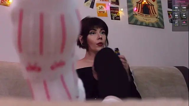 Luna Blake online show from 04-19-26, 06:10