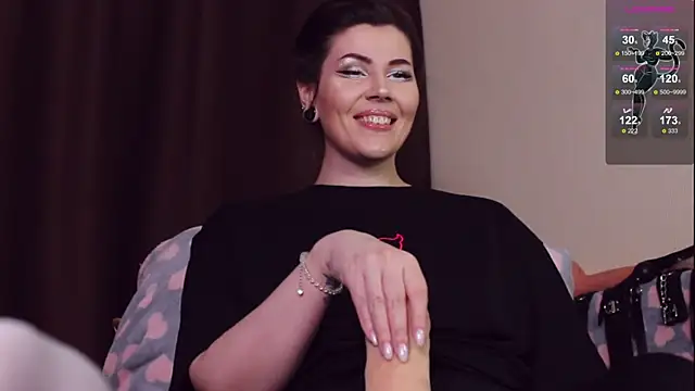 Luna Blake online show from 02-12-25, 06:51