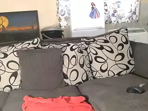 Snapshot of DollyPerryXX chatting on 01-18-25, 11:32 DollyPerryXX online show from 01-18-25, 11:32