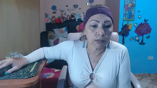 milfeddy  online show from 05-18-26, 12:11