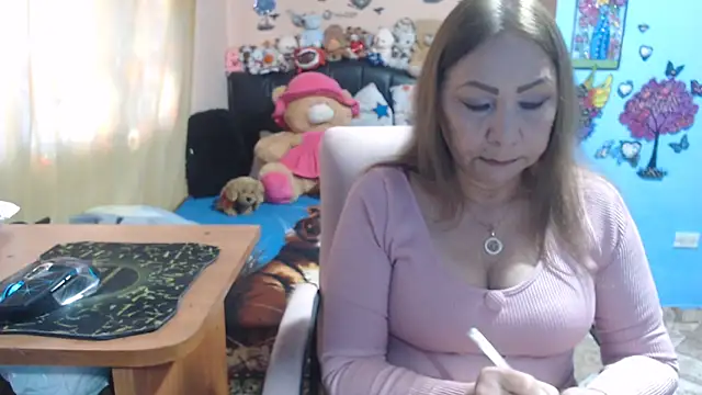 Snapshot of milfeddy_ chatting on 02-05-26, 07:43 milfeddy online show from 02-05-26, 07:43