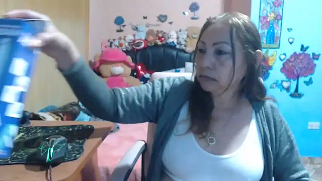 Snapshot of milfeddy_ chatting on 02-26-26, 12:21 milfeddy online show from 02-26-26, 12:21