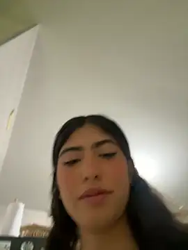 Snapshot of Gaby_zahir_ chatting on 03-22-25, 09:45 Gaby zahir  online show from 03-22-25, 09:45