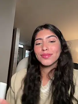 Snapshot of Gaby_zahir_ chatting on 01-13-25, 12:56 Gaby zahir  online show from 01-13-25, 12:56