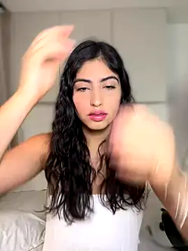 Snapshot of Gaby_zahir_ chatting on 10-03-25, 11:34 Gaby zahir  online show from 10-03-25, 11:34