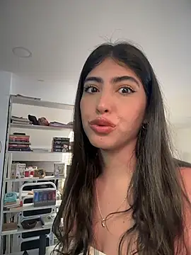 Gaby zahir  online show from 12-22-25, 01:00