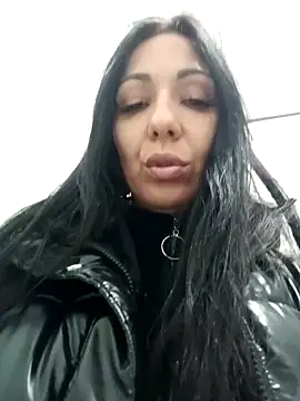 Snapshot of LeticiaWoods chatting on 01-08-25, 01:41 LeticiaWoods online show from 01-08-25, 01:41