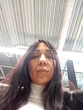 Snapshot of LeticiaWoods chatting on 02-02-25, 12:13 LeticiaWoods online show from 02-02-25, 12:13