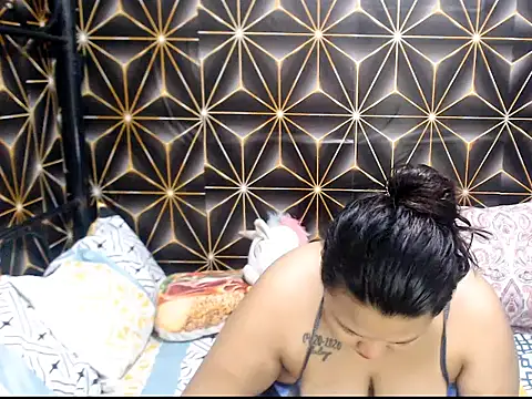 Snapshot of Asianwow22 chatting on 07-18-26, 03:09 Asianwow22 online show from 07-18-26, 03:09