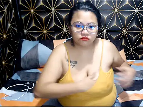 Snapshot of Asianwow22 chatting on 07-21-26, 06:31 Asianwow22 online show from 07-21-26, 06:31